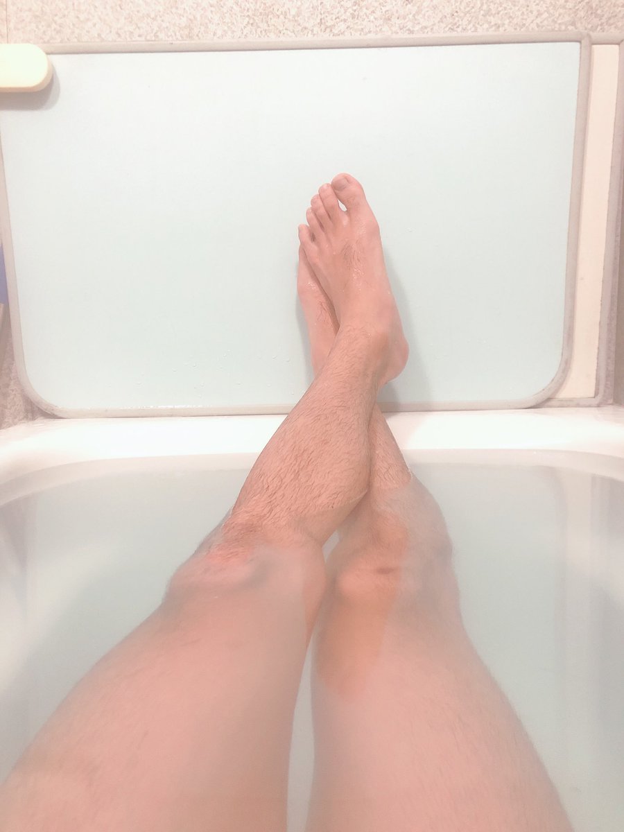 年末までスカイピース
ラストスパートをこの段階で切っていくぐらい多忙人あけみって感じなんだけど
そんな中やっぱり体調管理は
しっかりしなくちゃいけなくて
お風呂に浸かるけど
「入浴中なう〜🛀♡」
っていう男のツイート
めちゃめちゃ需要ないよな
#ギリチン