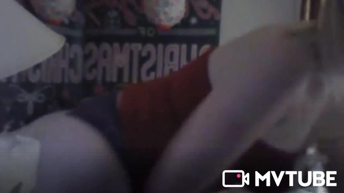 FREE MV Tube vid! Happy Holidays by Gorgeousleigh BunnyB https://t.co/HtLUCStYy0 Find it on #ManyVids<a href="/tag/manyvids"class="tags"><span>#manyvids</span></a><a href="/tag/mvtube"class="tags"><span>#mvtube</span></a>