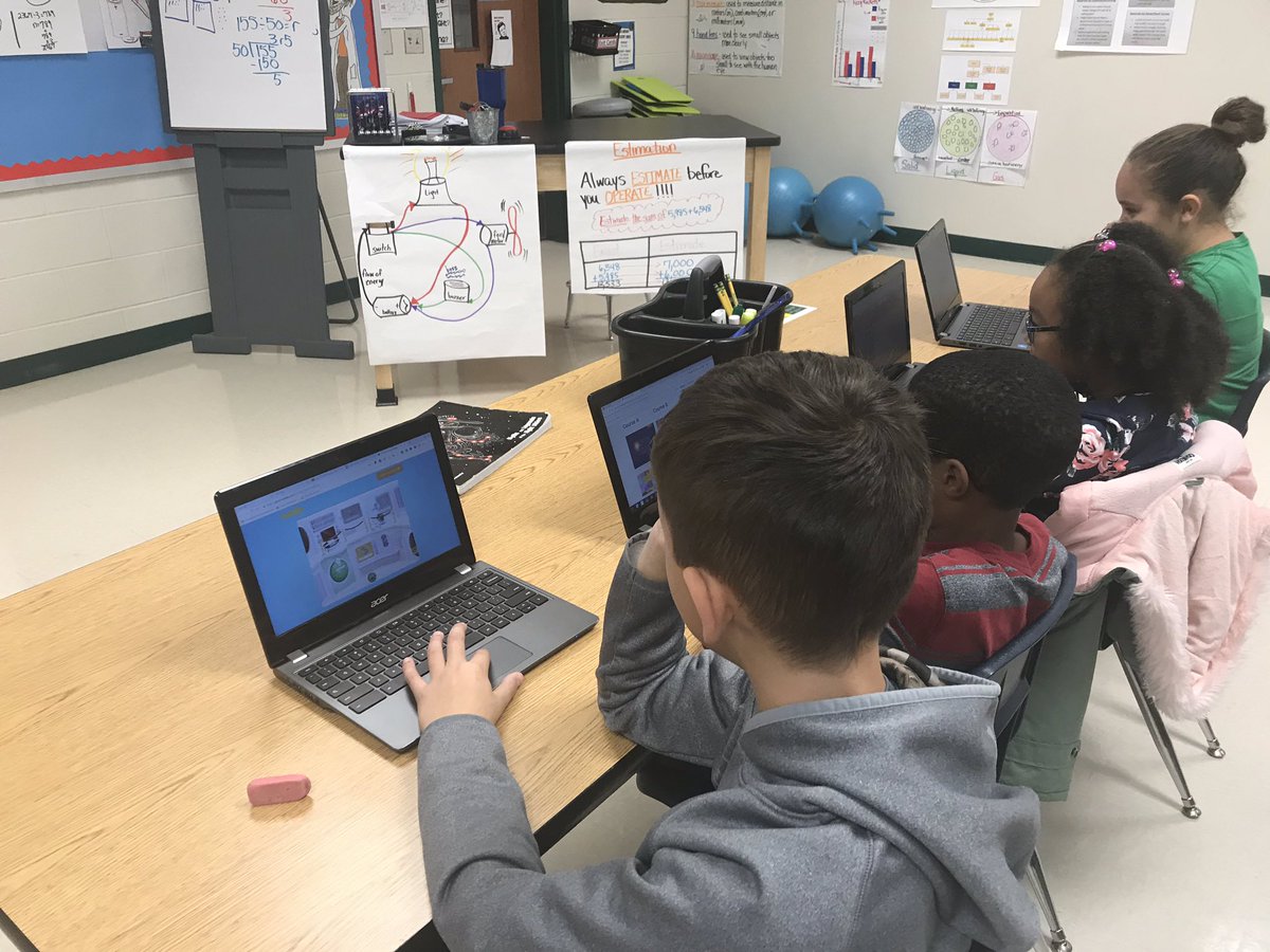 rjbarker1123's tweet image. Folsom Fierce Fourth Graders participating in “Hour of Code”!!!! #ProsperCodes #FierceFolsom