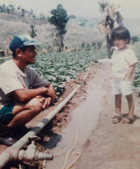 thitimanan56's tweet photo. #คิดถึงพ่อ #รักพ่อ #ลูกสาวพ่อ #ลูกชาวไร่ #รักพ่อสุดหัวใจ #ขอบคุณที่ได้เกิดเป็นลูกพ่อ #วันพ่อแห่งชาติ https://t.co/RCtfQ2o7zQ