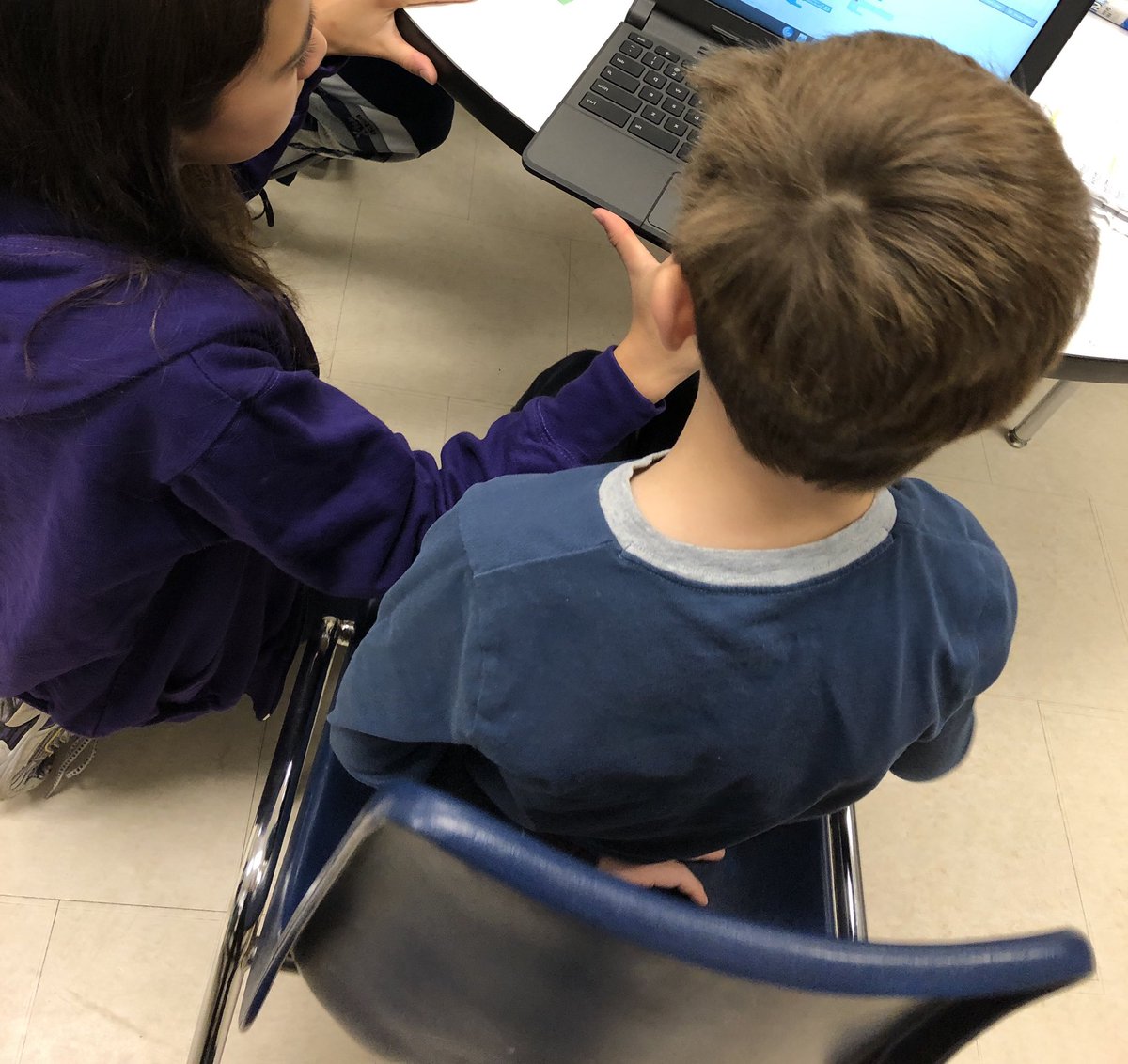 MsLapiccirella's tweet image. @StDominicDP Coding Club helping their Grade 3 friends write their first computer program using @scratch #CanadaLearningCodeWeek #HourOfCode @learningcode @DPCDSBSchools @codeorg @hourofcode