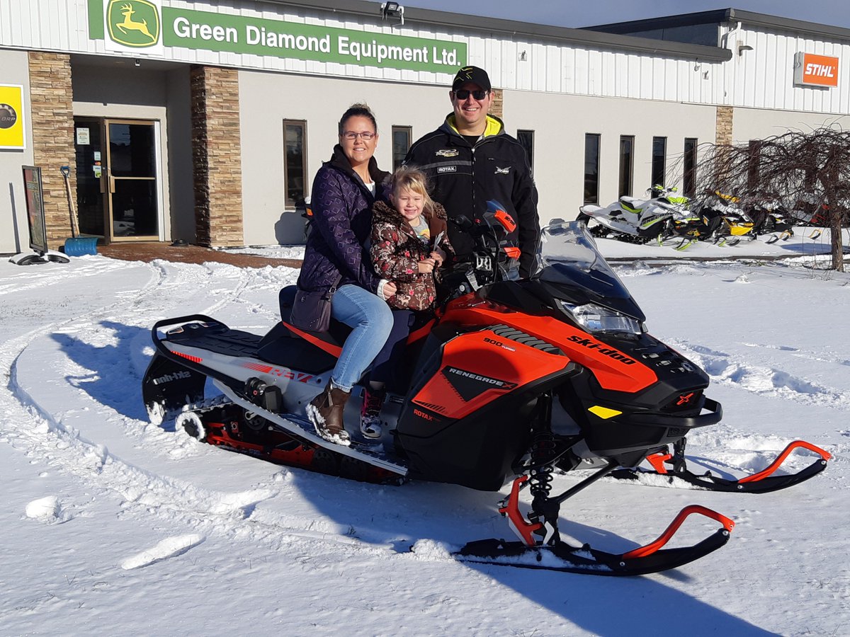 GDPowersports's tweet image. Congratulations to Monica Jollimore for winning the elimination draw for the Kensington &amp;amp; Area Snowmobile Association - The Bay Runners Snowmobile draw. She chose a Ski-Doo &amp;amp; upgraded to a 2019 Ski-Doo Renegade X 900 Turbo. Thanks for choosing Ski-Doo Monica! #ThatSkidooFeeling