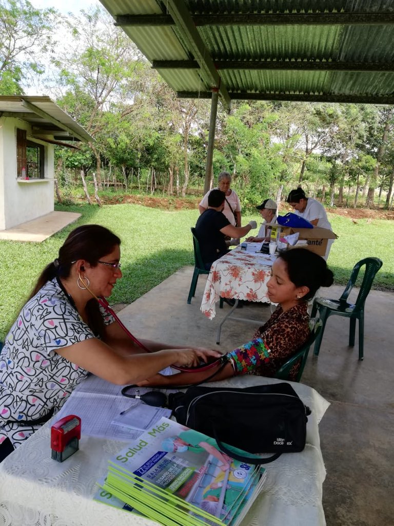 CSSPanama's tweet photo. Un total de mil 188 asegurados y no asegurados se han beneficiado de las Giras Comunitarias Médicas que realizó la #ULAPS de Dolega, donde seguimientos médicos, evaluaciones odontológicas, tomas de presión arterial formaron parte de las actividades. #CSS https://t.co/b1guTu2maz