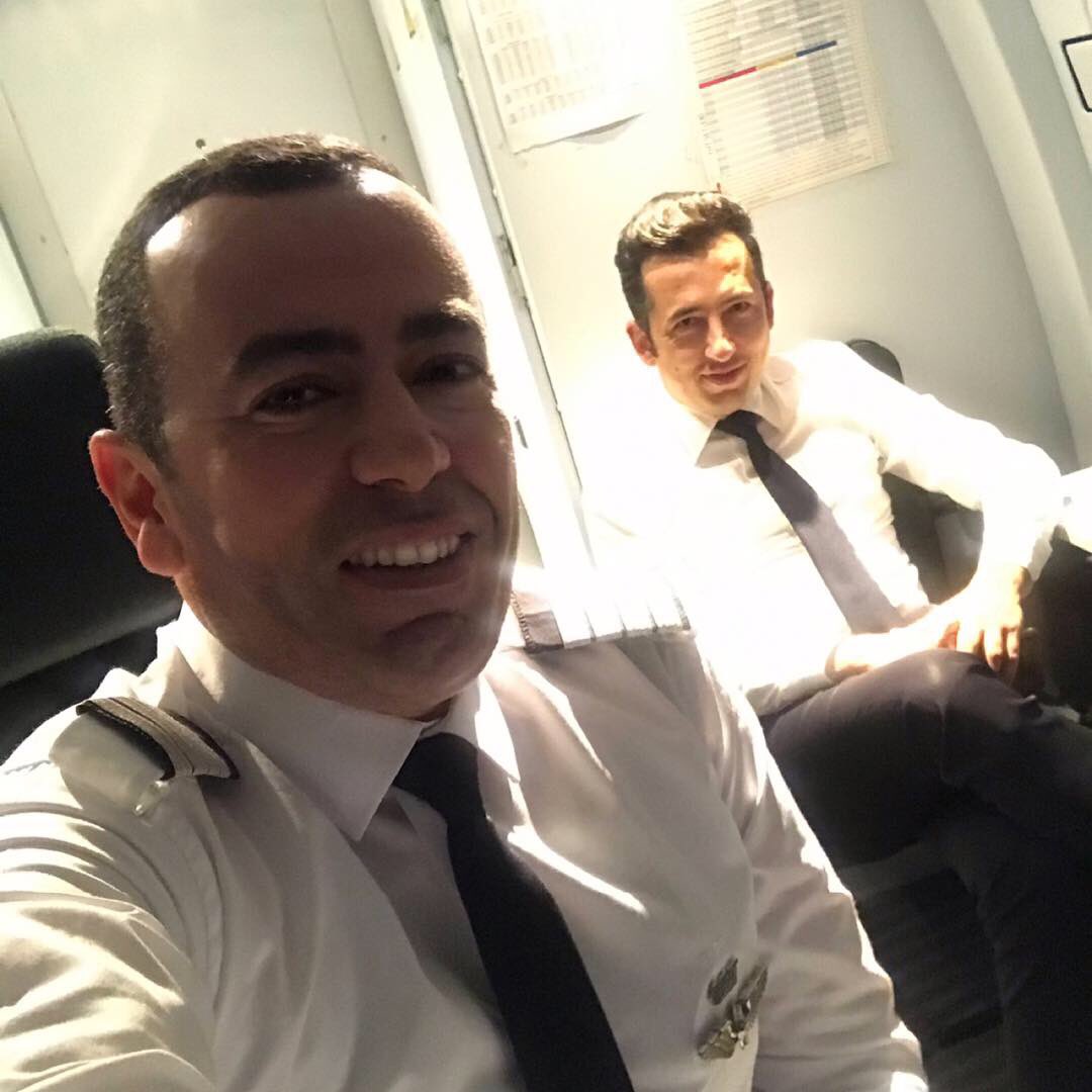 seyit_sahinkaya's tweet photo. #machinist #machinistlife #traincaptain #bacanaks #highspeedtraindriver #highspeedtrainstation #friendsforever #dailyphotos #highspeedtravel #keeptomemories #myiphone7plus #seyitsahinkaya https://t.co/Jwrfy6mFpM