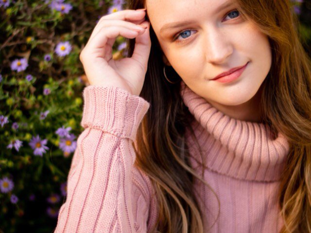 lulu_lass's tweet photo. Happy 18th GrassLass via VivaVideo https://t.co/la2P57BE2C https://t.co/AxhlrCHmKf
