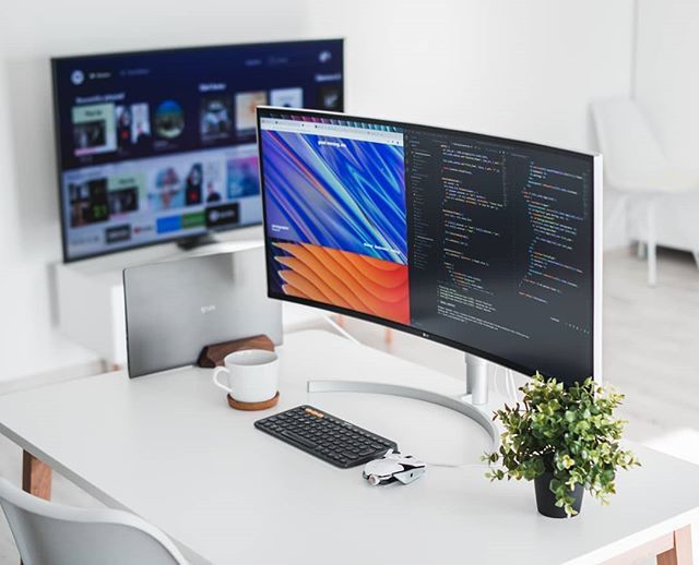 AlexAcea's tweet photo. Rate this 1-10 💥
I literally only have curved displays now 😂😅 not the laptops tho
Ahh and when you finally thought I'm out of pictures from this angle. Honestly I just took like 20 before holiday just to be sure and it seems you can post almost the s… https://t.co/0ah1cdxInX https://t.co/q33a3ov9jo