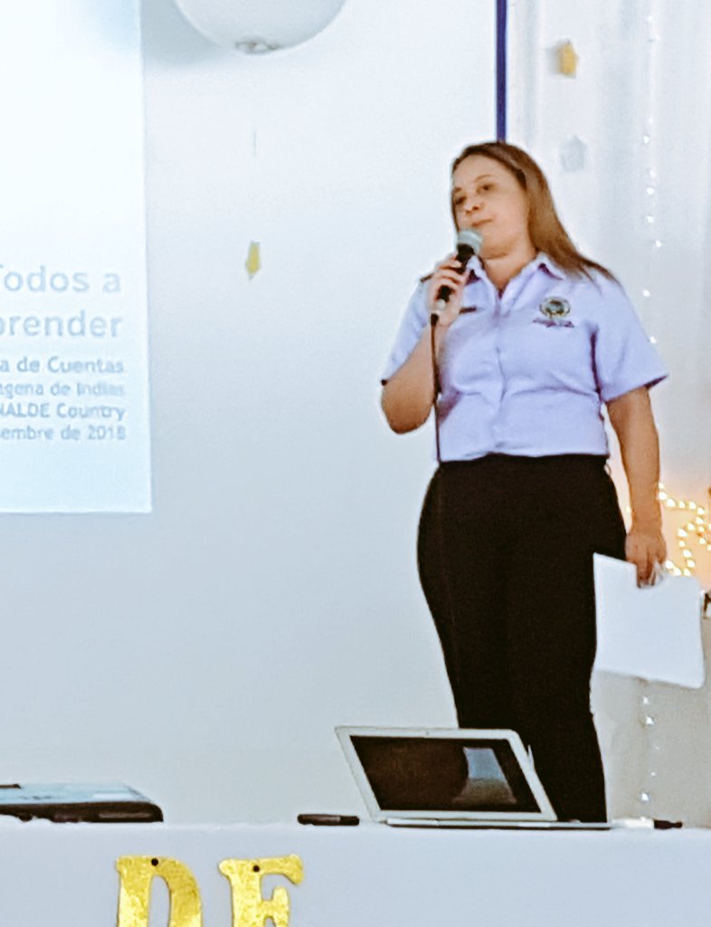 DIANAECHAVARRIA's tweet photo. Se realiza el acto de rendición de cuentas del Programa Todos a Aprender, @PTA_Colombia en la ciudad de @sedcartagena .Los resultados muestran un importante avance en la disminución de estudiantes en nivel insuficiente en los resultados de la prueba Saber en los últimos tres años https://t.co/OqrCMrN45l