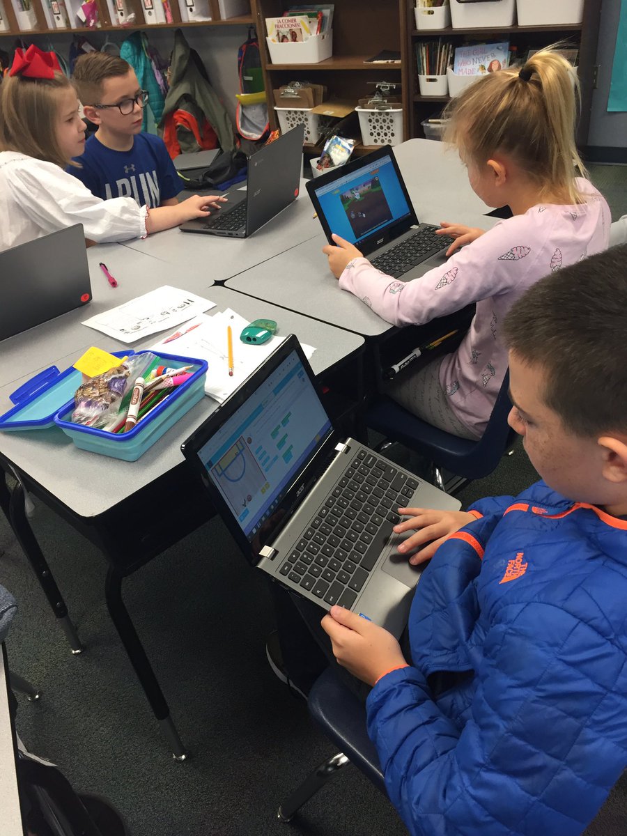 AuchterMarcy's tweet image. So proud of my little geniuses!! One even figured out how to give himself points when he misses the goal! @CockrellChamps #hourofcode #ProsperCodes