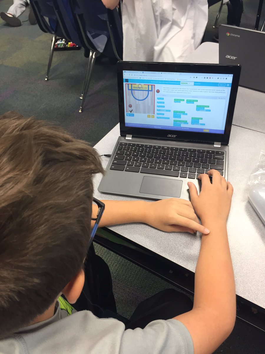 AuchterMarcy's tweet image. So proud of my little geniuses!! One even figured out how to give himself points when he misses the goal! @CockrellChamps #hourofcode #ProsperCodes