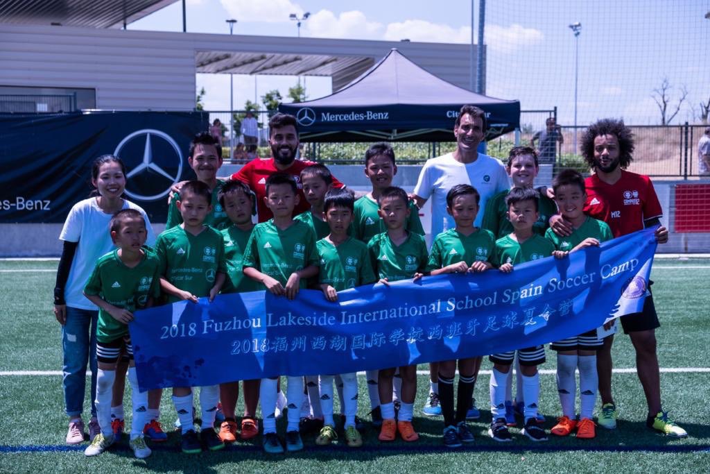 Estrenamos nuevo formato!
Programa CLINIC12.
- Grupos organizados.
- Desde todas las partes del Mundo.
- Servicio personalizado.
- Inmersión en Metodo12.
Ven a disfrutar de una semana inolvidable!
Toda la información en info@campus12.es ⚽
@Campus_12 @caioalves_12