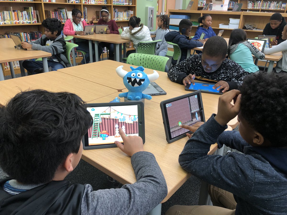 techlearnmake's tweet image. 🎵 You’re a foul one, Mr. Glitch 🎶 @codesparkapp #hour_of_code #CSEducationWeek