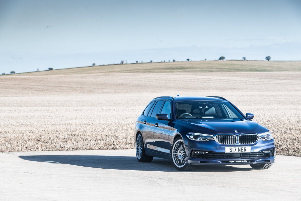 BMW doesn't build an M5 wagon, but even if it did, would it be as good as Alpina's 600bhp B5 BiTurbo Touring? Find out here 👇
https://www.autocar.co.uk/car-review/alpina/b5/first-drives/alpina-b5-biturbo-touring-2018-uk-review …