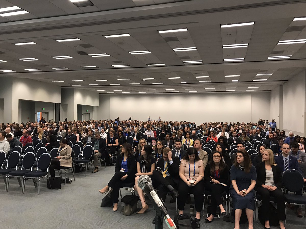 DEZ_EM_Pharm's tweet photo. @ASHP_EMPharm EM pearls has a packed house, rocking the 8am session slot #ASHP18 https://t.co/KUnNTX5eJx