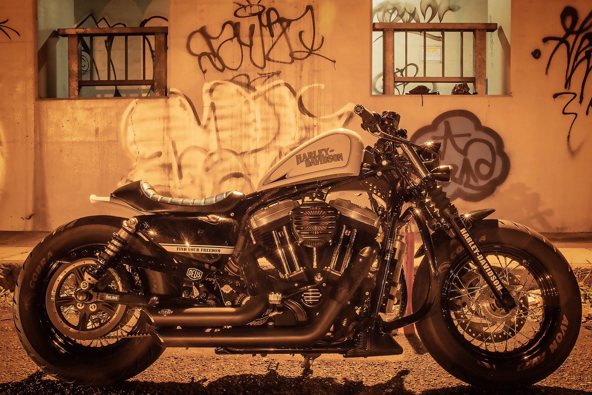 survivemasssy's tweet photo. #hidemotorcycle #γγγ’ #γ―γ³γͺγ #avon #avoncobra #harleydavidson #sportster #sportster48 #xl1200x #fortyeight #vanceandhines #rolandsandsdesign #gleamingworks #jokermachine #easyriders #ΓΆhlins #simpsonm30 #γ«γΉγΏγ #γγΌγ¬γΌγγγγγ½γ³ #γΉγγΌγγΉγΏγΌ #γγ©γΌγγ£γΌγ¨γ€γ https://t.co/9GGmeQZ5tr