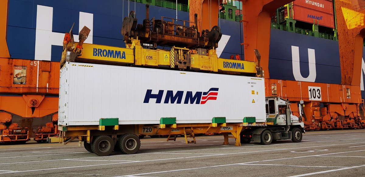 HMMAmerica's tweet photo. We are proud to be Korea’s national flagship carrier, HMM will continuously grow its business and make extreme effort to always meet our customer’s needs. Thanks for your interest in HMM and you can expect great things to come. 

https://t.co/ff7SxlODLN https://t.co/ML4lYw32OJ