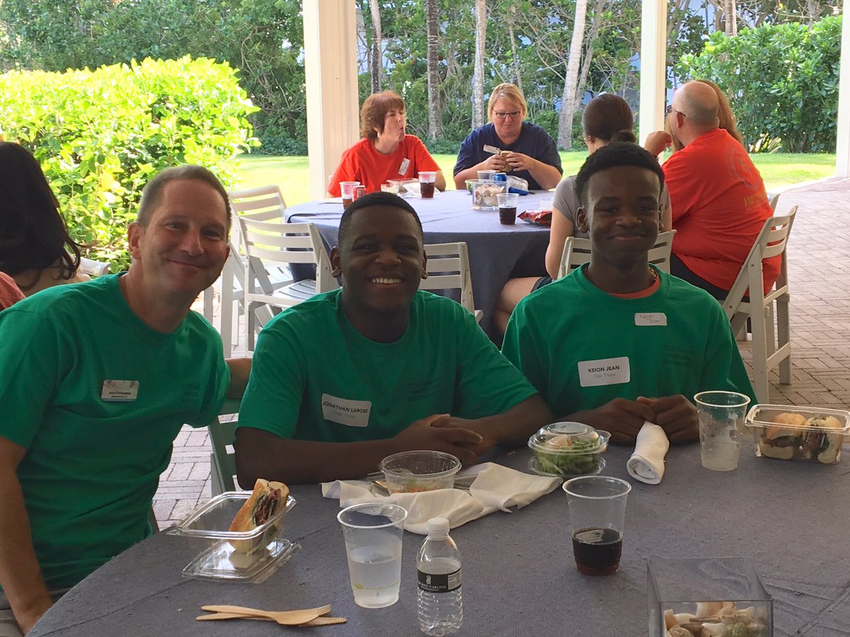 SEEDSchoolMiami's tweet image. Reliving the meaningful moments we had recently with @att @rndevents @RitzCarlton #ImpactSolutions @nike #ADayToRemember