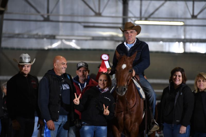 lrhareining's tweet photo. #Champion #IntOpen #Open #SestaTappa #LRHA ASD 2018 CARMIGNANI DARIO su RS TIGERSHARK JACK di SPAZIANTE FRANCESCA con score 145 https://t.co/BnJx74TO5K