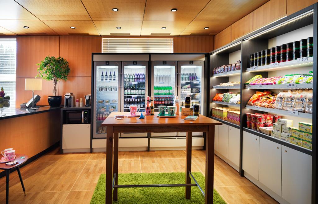 Un petit creux? Profitez à toute heure de la journée de notre sélection de produits au Market 24 #hyattpariscdg

A little craving ? Enjoy our Market 24’s product selection at any time of the day #hyattpaiscdg