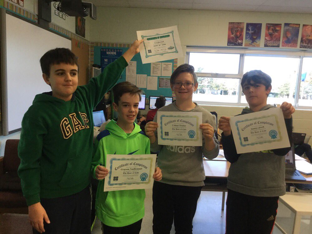 Les élèves de la classe de madame Michelle participent à l’heure du Code.