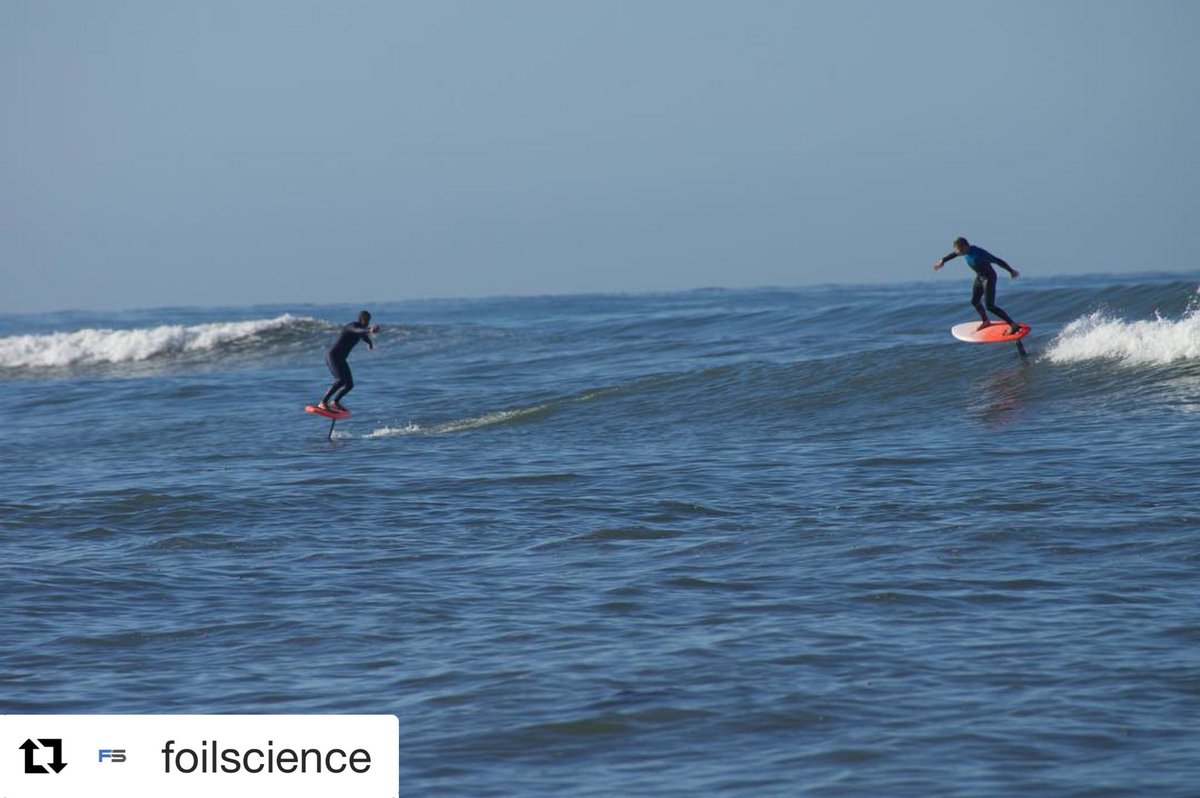 foilscience's tweet photo. Every wave is a party when your flying with friends. #foilsurfing #hydrofoilsurfing #foiling #foil #silentfoils #loyaltothefoil #sharingiscaring #floatlife #kitefoiling #wakefoiling #carbon https://t.co/w6AbXqELkB