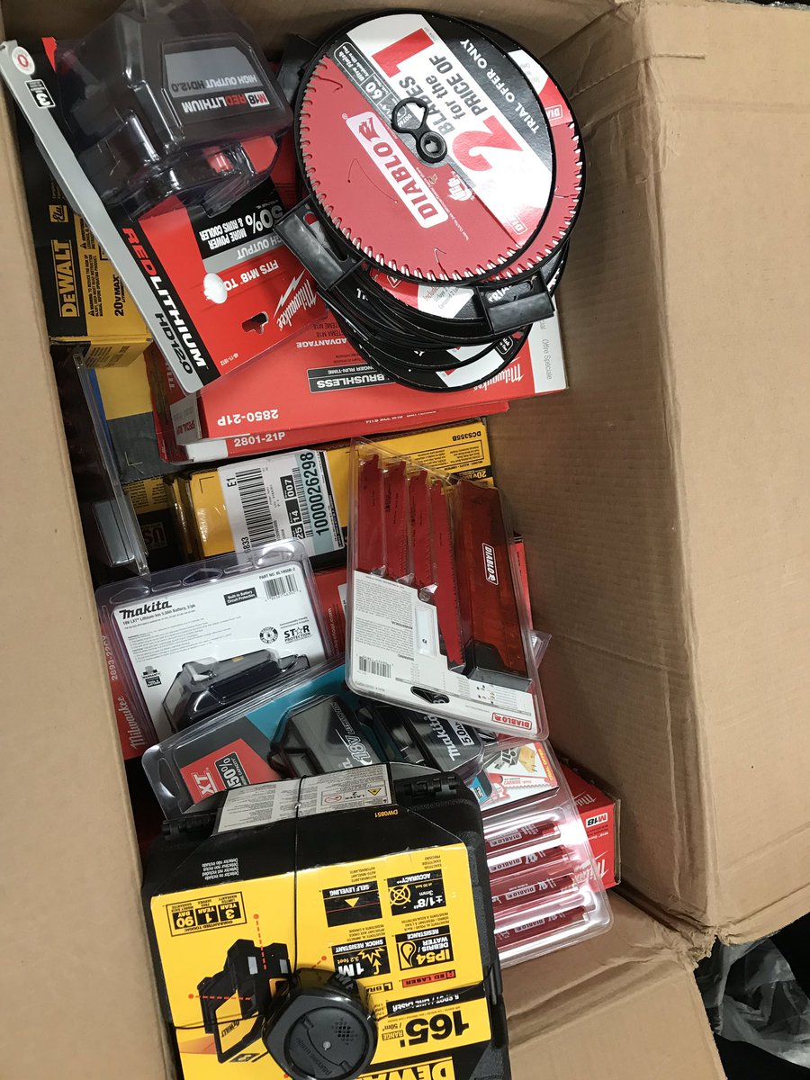 OpiolaTobi's tweet photo. Awesome job by Reed recovering a toilet box crammed full of hardware items totaling over $3800!!! @HD6833 @THECOLERUSSELL @ConstantinoJoey @angeeh2o https://t.co/nPvix6tB6I