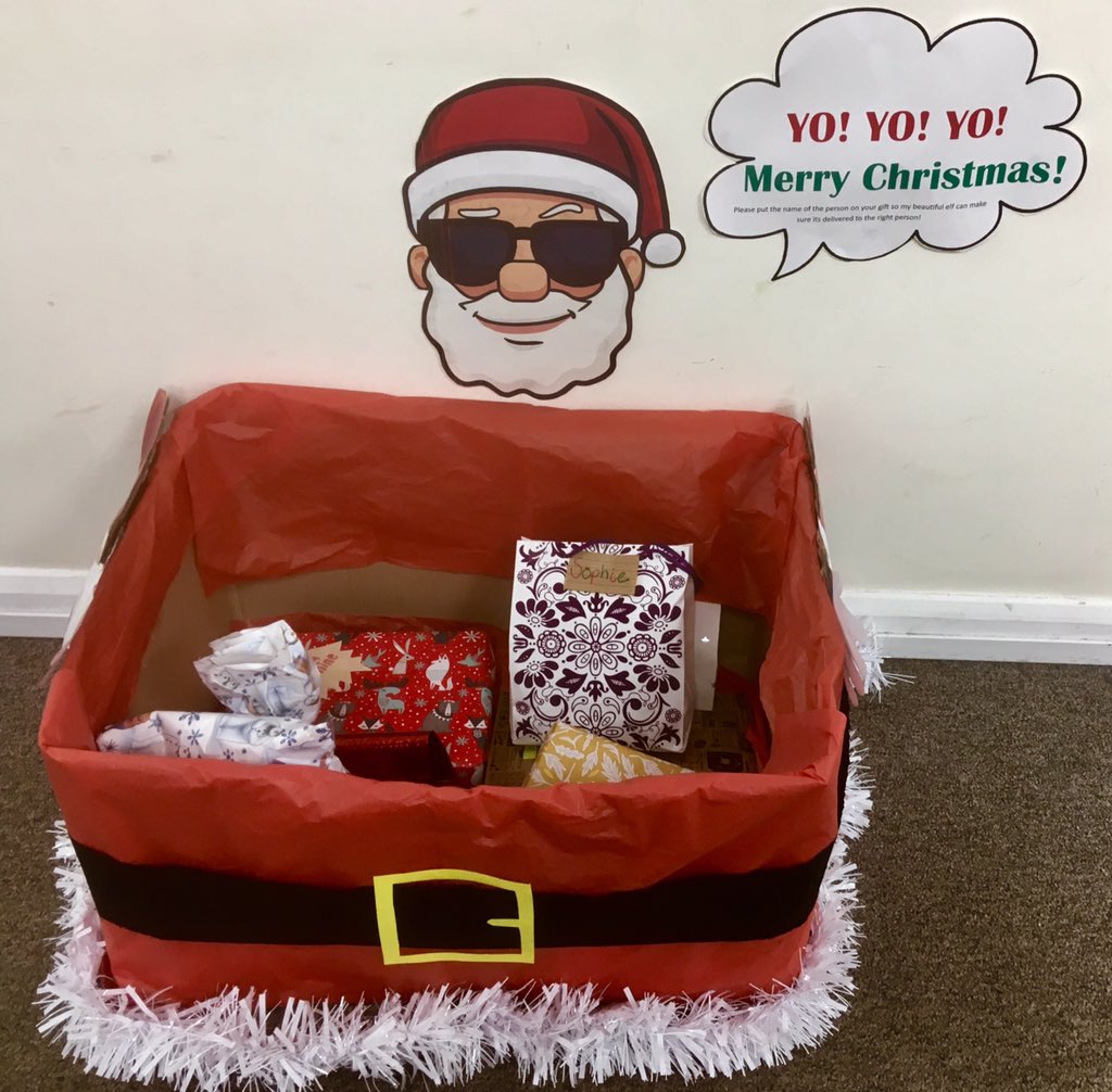 Willbillybill's tweet photo. #THCAMHS Secret Santa.....getting excited! #Wellbeing @NHS_ELFT @sarahwi96928224 @h_iwunze https://t.co/40DM5wQu9s