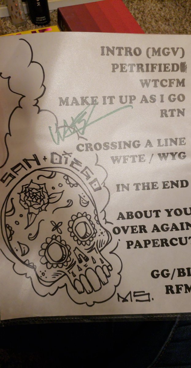 JLMartinez2019's tweet photo. Yasss!!🤘🏻😊😊☺☺😍😍 recieved my winning signed Dia De Los Deftones setlist from the 1 and only @mikeshinoda 😍😘👑❤🖤
That concert & every other one this year was amazing. And thank you for all that you are and all that you do. #outbreakpresents #posttraumatic #mikeshinoda https://t.co/aIVWkF4Wkr