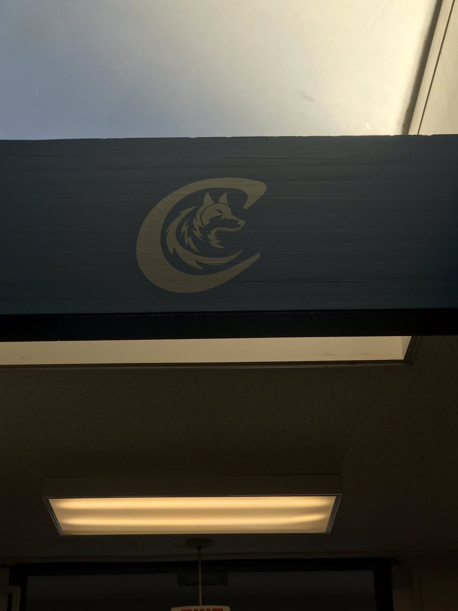 DrShanAnderson's tweet photo. Sprucing up for MYP visit tomorrow. #ibo #cedarparkpride #BSD https://t.co/3VqvR9aYkV