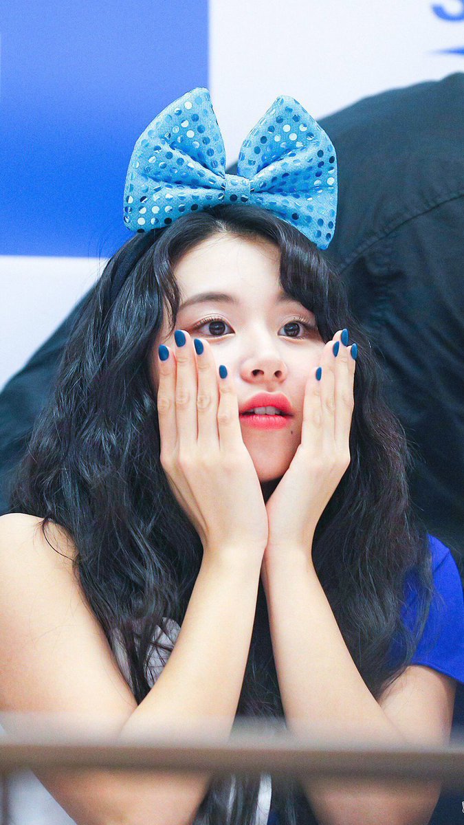 AMAR08319481's tweet photo. ＜1日1TWICE＞
今日はチェヨンちゃんです！！
めちゃくちゃカワイイ😍これしか出てこない…😅

#チェヨンペンRT 
#onceはスルー禁止 https://t.co/DbasFA3Shp