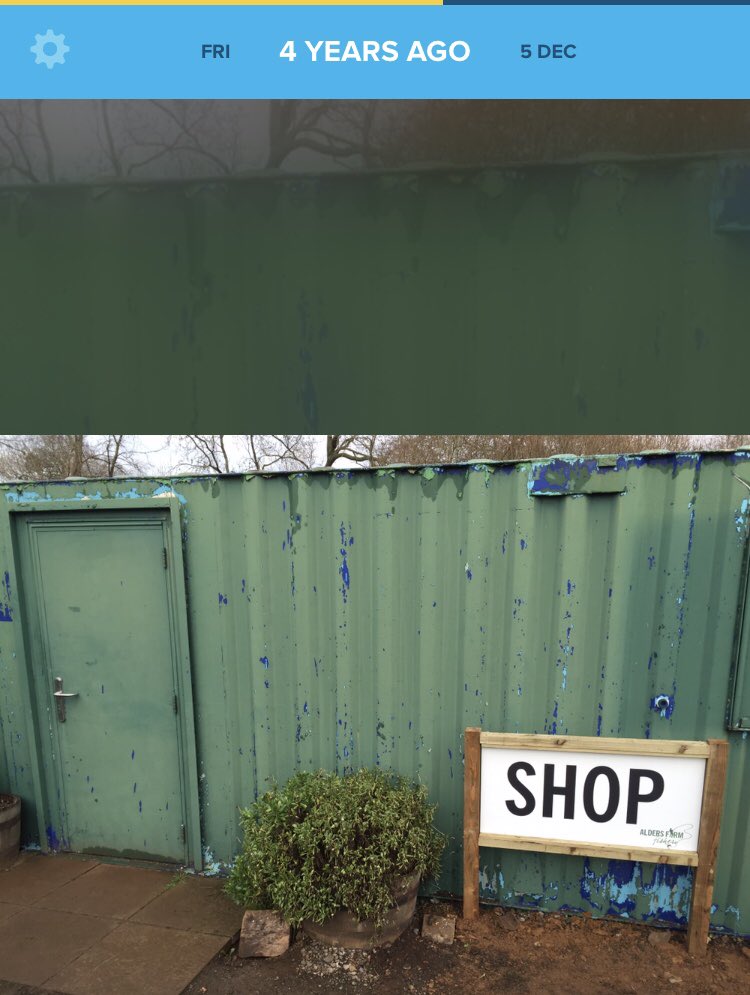 Our shop’s changed a bit in 4 years...
#alders
#stockedtothemaxnow
#allthebrands
#webuiltabarn 😆