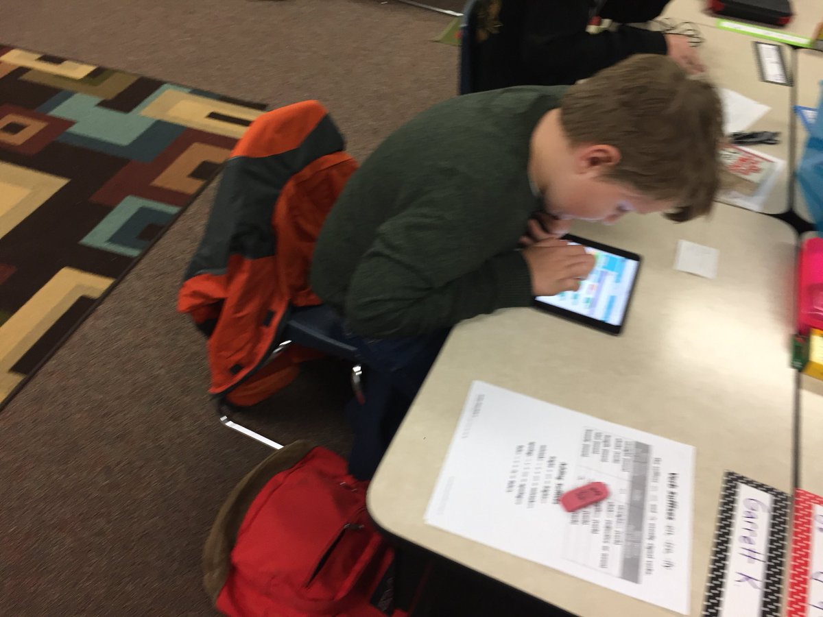 ItsAWhittyWorld's tweet photo. The future is now. #HourOfCode @codeorg https://t.co/2g5N9QWU3L