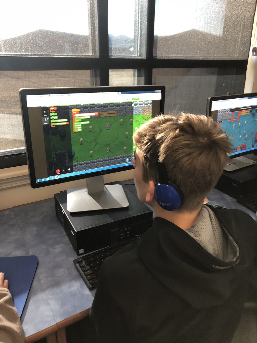 kimble_liz's tweet photo. Look what we’ve been Tynkering with today! #CSEducationWeek #HourofCode @gotynker #alalibrary #GMSIgniteLearning  @GMSStory https://t.co/pRi5L3RhZg