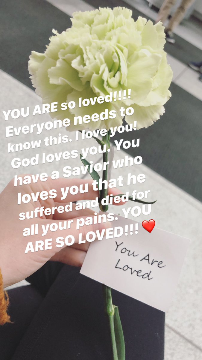 KatrinaMarsden2's tweet photo. Know that you are so loved!!! Say it to yourself! Then tell others how much you love them. EVERYONE NEEDS AND WANTS TO HEAR THIS ❤️ YOU ARE LOVED!!!! https://t.co/vO6swr3MdS