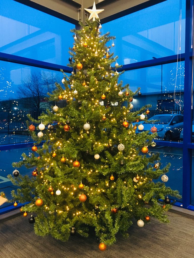 RenishawAM's tweet photo. It's beginning to look a lot like Christmas... here at the Renishaw Stone Office, with a few special metal AM decorations to top it off!
Find out more about AM here: https://t.co/4yPeUhuQft
#AdditiveManufacturing #3DPrinting #ProductivityWithoutCompromise https://t.co/TWLo0yL7WE