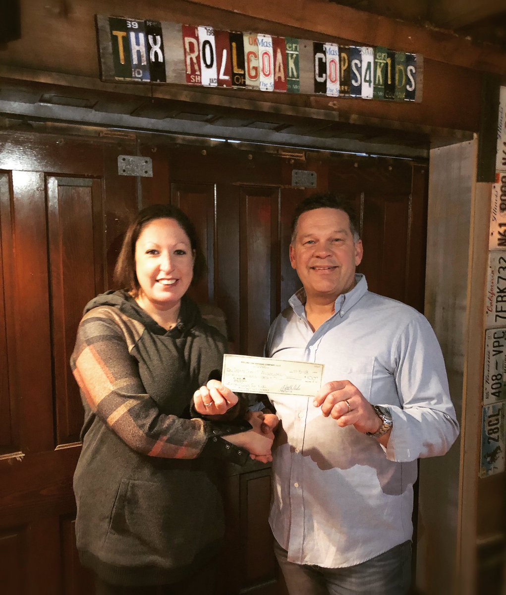 rollingoakbrew's tweet image. Giving back to our community with every bingo winner! Last months charity choice was cops for kids. We are always happy to give back to such an amazing organization!
Join us for Bingo tonight! 7-9pm
Bring food related items &amp;amp; hygiene products for extra bingo cards!