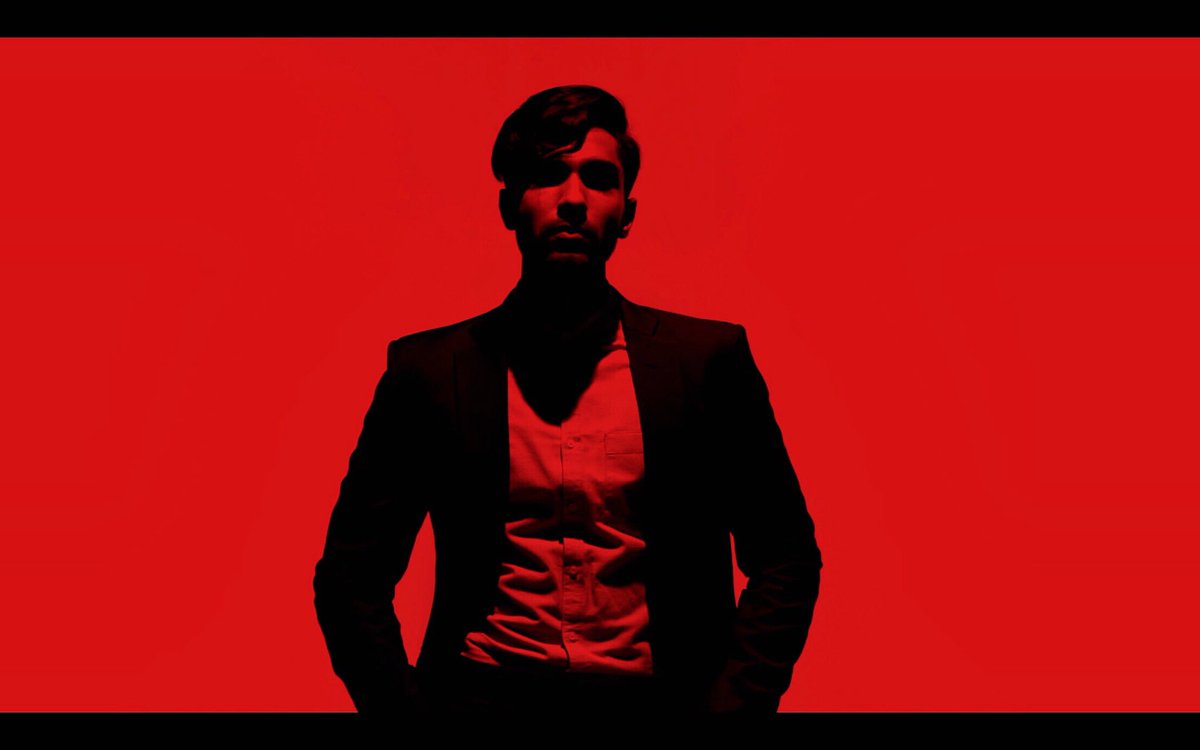 Hasinth's tweet photo. Screen shot From My First Ever Fashion Film /Commercial for @GFlockClothing .clothing Men’s wear!
Directed by me @hasinth
Produced by dinethepaliyana
Client : @GFlockClothing 😎🎬🎥 #Suit #Realman #MensClothing #Fashion #Gflock #FashionCommercial #FilmMaking #Hollywood #London https://t.co/praVnlsKB2