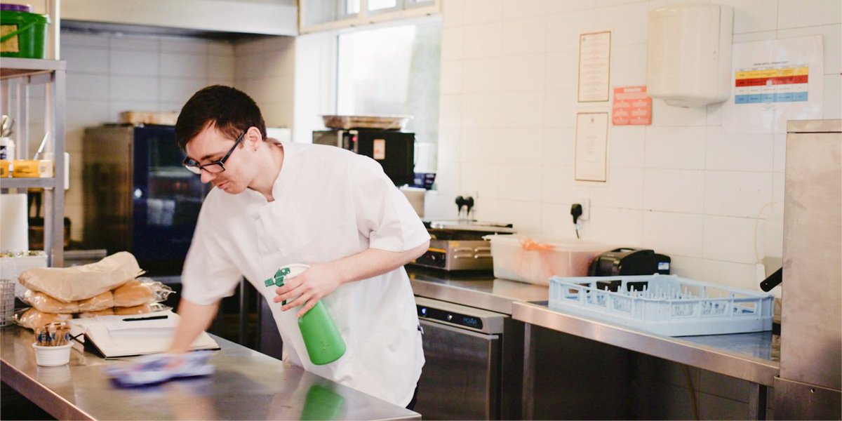 ThirdForceNews's tweet photo. Scotland needs a national campaign to promote staff with learning disabilities as just 7% have a job. @SCLDNews https://t.co/VvTcXGzijd https://t.co/hVN3ay7gvc