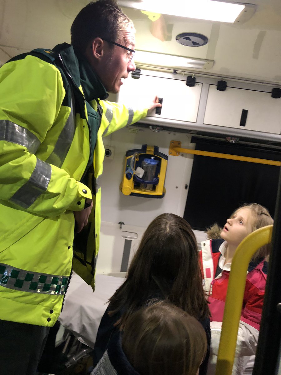 IceBlueMedical's tweet photo. Our #ambulance is proving very popular with the young people of #Southfields 😁#CommunityEngagement #TeamIceBlue https://t.co/phNzvmzavm