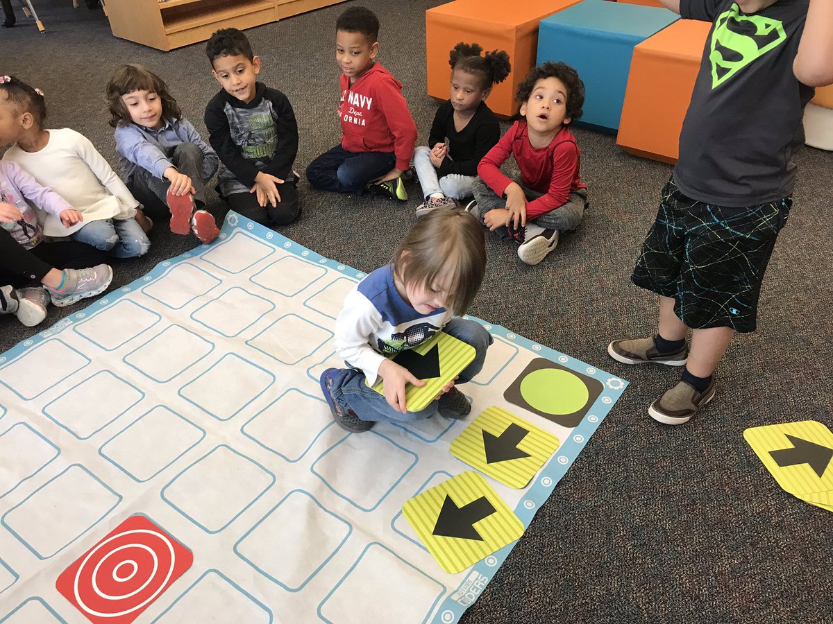mrs_rubeck's tweet photo. Pre-K students created #algorithms to help their robot get to its target @BesterWCPS @4KristenEnglish @anselbrian2014 @MTringone #wcpsmd #wcpsthinkscomputationally https://t.co/pdPzgNdvIN