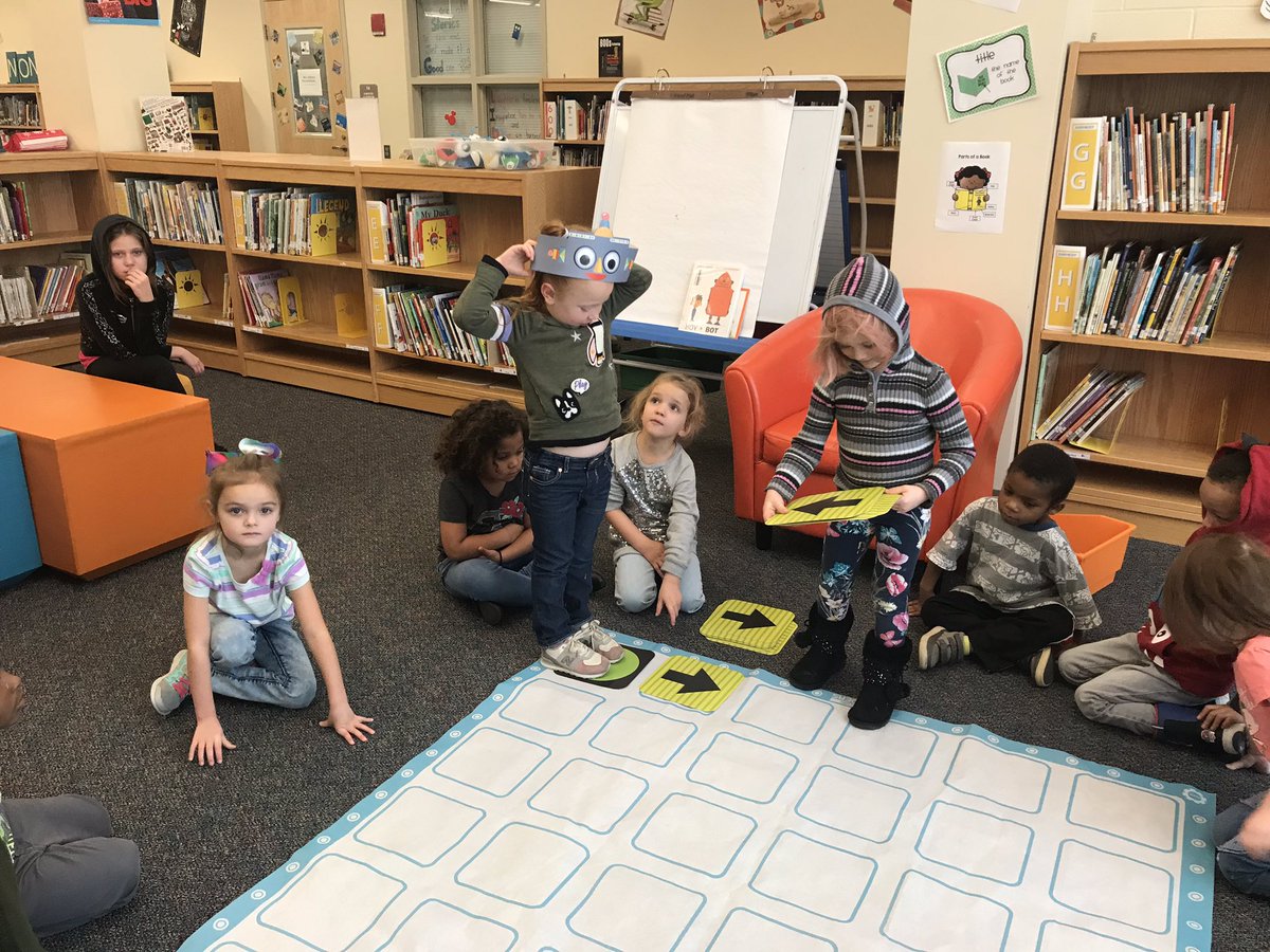 mrs_rubeck's tweet photo. Pre-K students created #algorithms to help their robot get to its target @BesterWCPS @4KristenEnglish @anselbrian2014 @MTringone #wcpsmd #wcpsthinkscomputationally https://t.co/pdPzgNdvIN