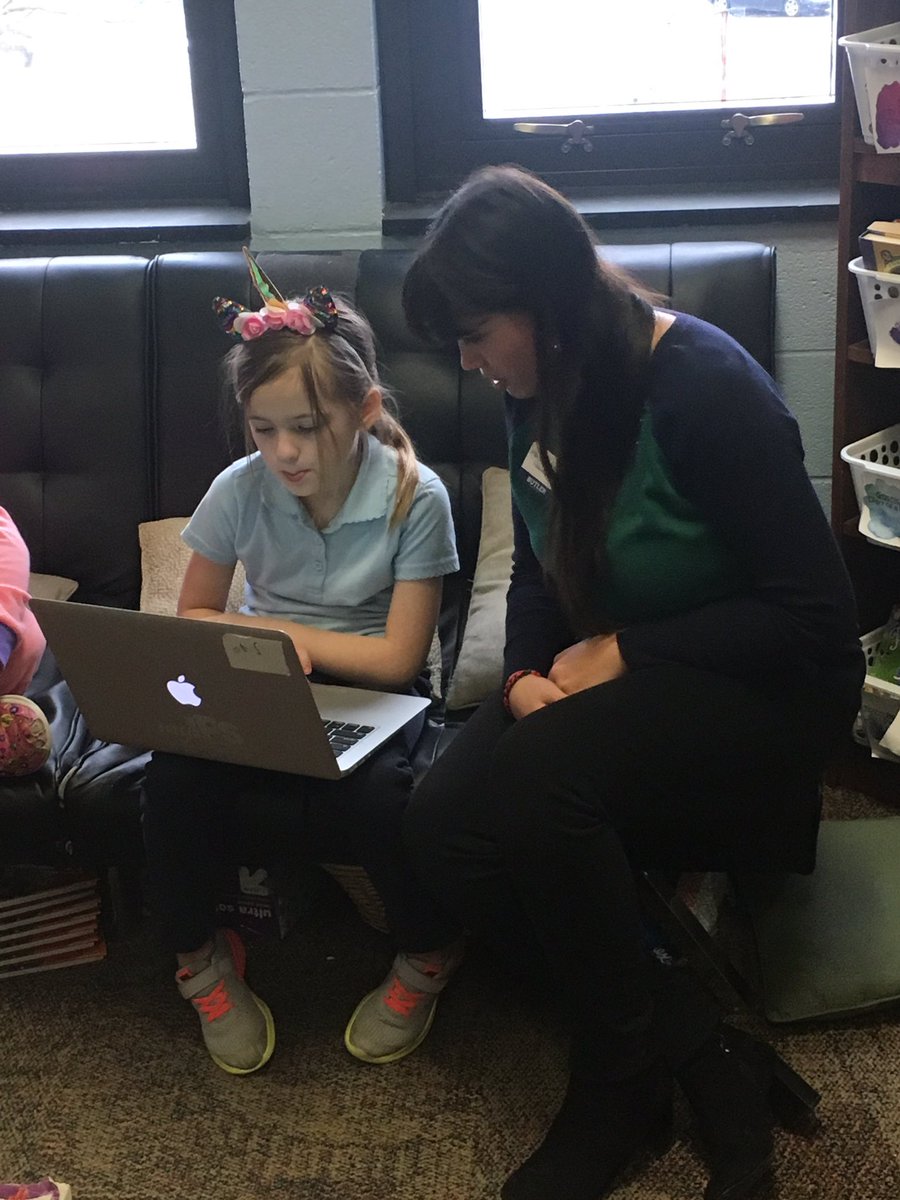 Mr_Beevans's tweet photo. Shoutout to Ms. Courtney for helping  our student unravel the mysteries of rounding and estimating #BUBlockAMath #BUCOEImpact https://t.co/bxgrcmmfwO