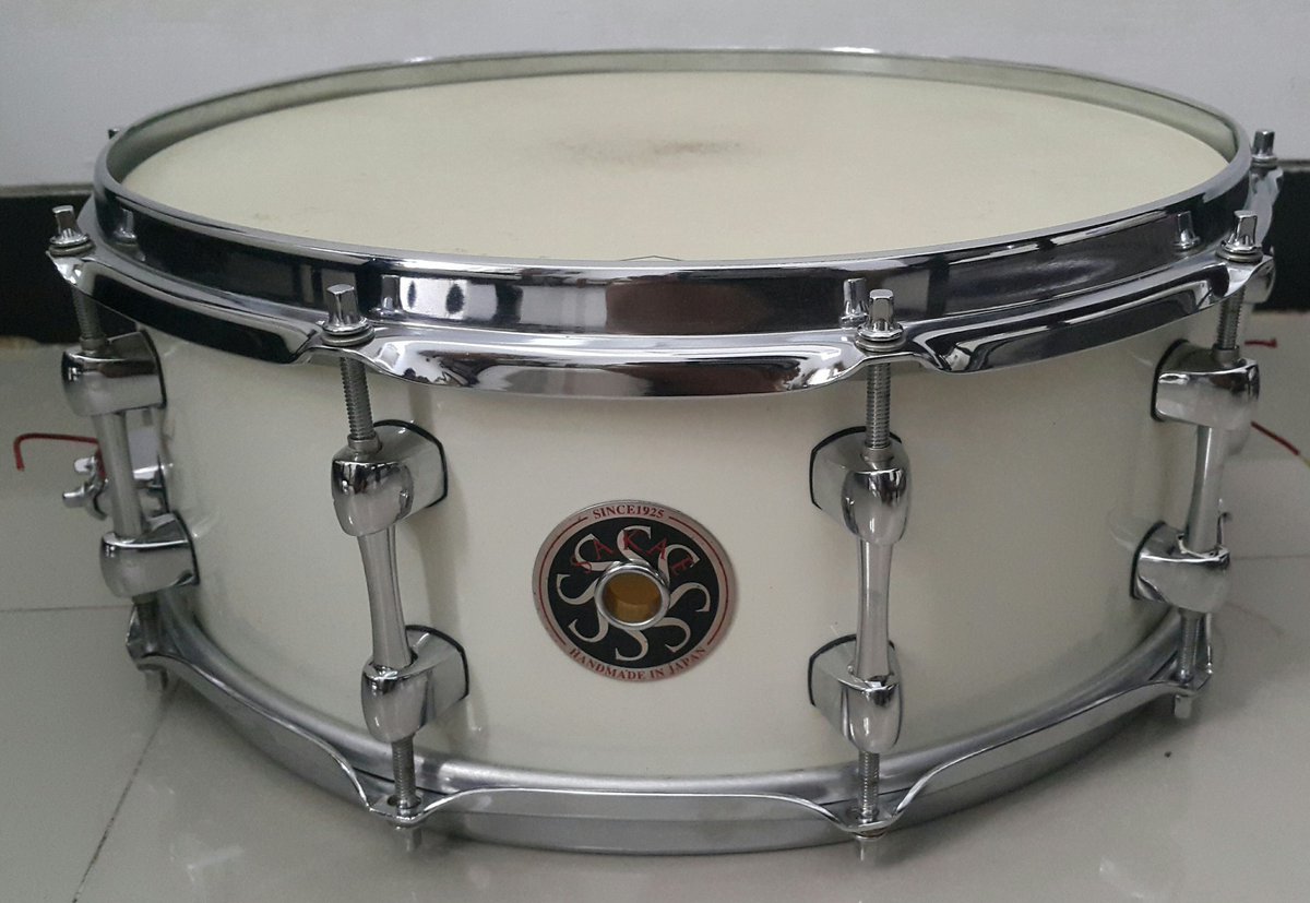 riska_andy's tweet photo. #WTS snare sakae maple 14X5,5 head batter Aquarian modern vintage,reso Sakae ori.. CP 081232070887 @DrumBagus https://t.co/D4x1l76iak
