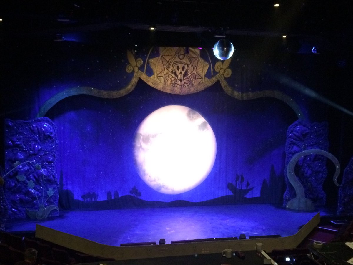 The stage is set. 24 hours until curtain up for show 1 of 60. Here goes the final dress!