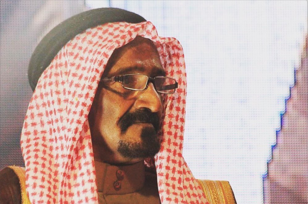 يا ثقلي ويا مقوى عزومي ويا صبري
أجْامل على جرحيُ وأنا اشوف دكتوره.
-       سعد بن جدلان .