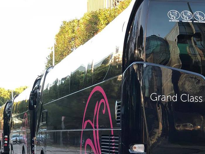 Grand_Class's tweet photo. Los mejores buses siempre disponibles para los grandes eventos con Grand Class
#MadridTransfer #VIPEvents #VIPbuscompany #LifeStyle #Business #MadridAirport #Exclusive #VIPCoach #VIPBus #ShuttleMadrid #VIPEvents #LimousinesMadrid https://t.co/quANHMjO5Q