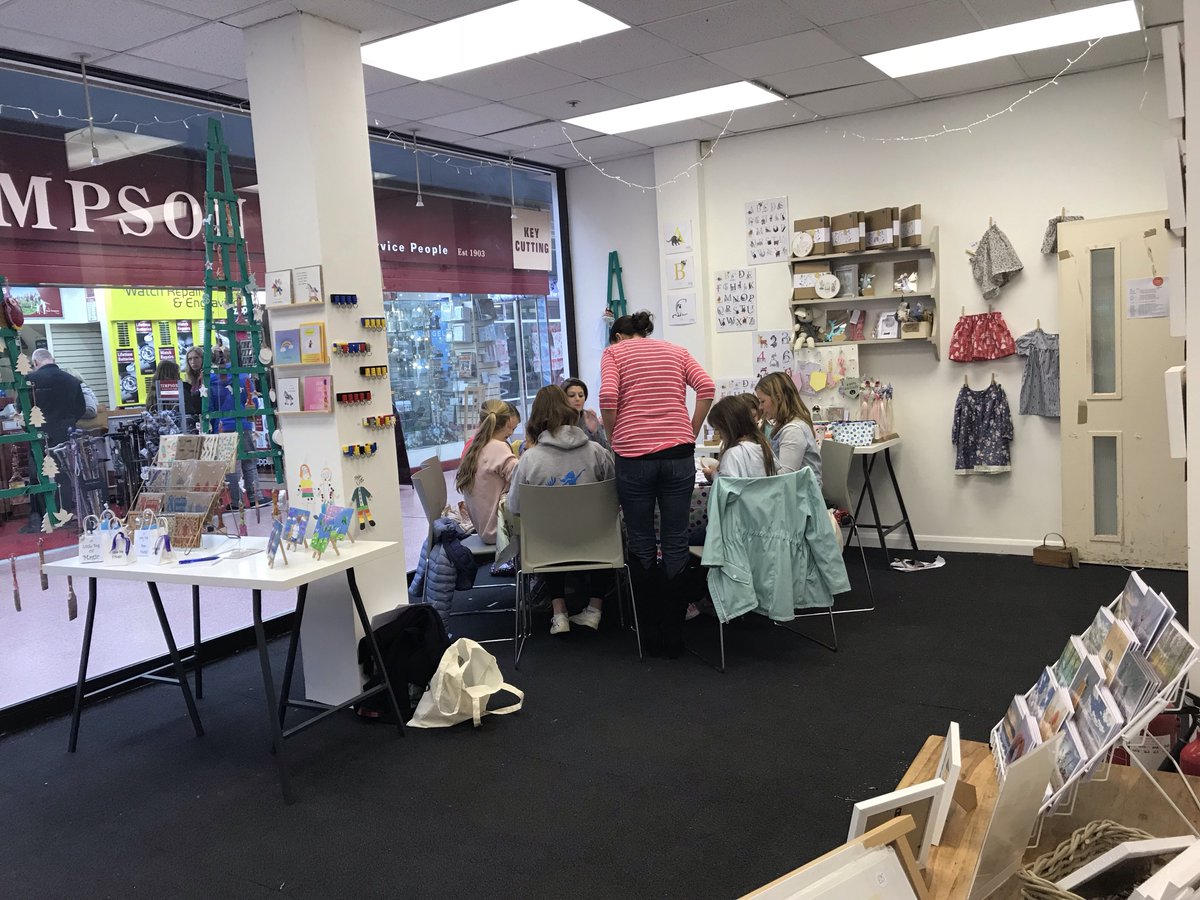 FREE DROP IN KIDS CRAFT WORKSHOP Thursday 10-1130am facebook.com/events/2755769… #tonbridge #tonbridgemums #kentkids