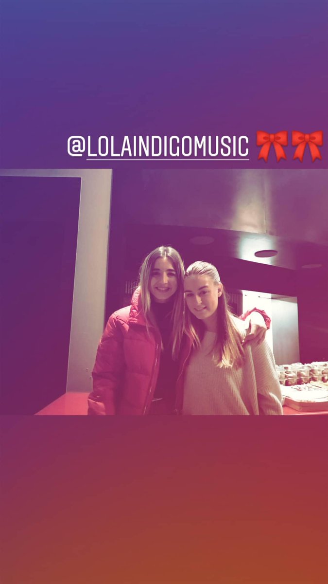 eva__yeste's tweet photo. Muchísimas gracias bonicas!!!! @Aitanax @lolaindigomusic 🎀💃 https://t.co/vjQ07zZaIa