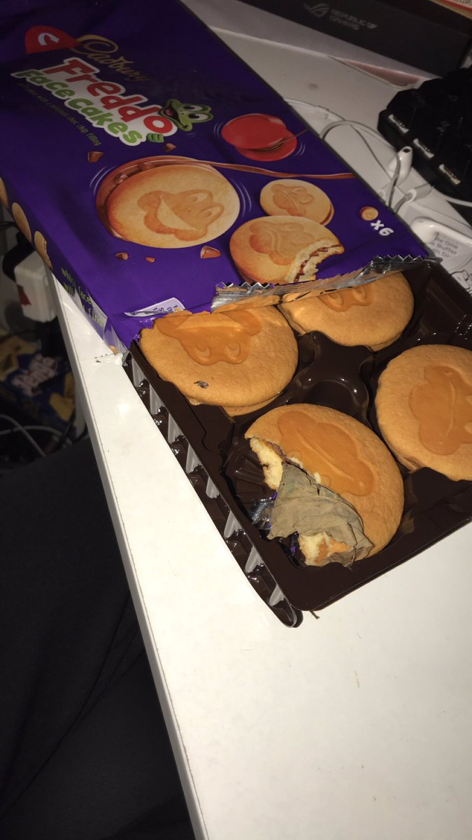 PuxleyEd's tweet photo. @CadburyUK just opened these and someone has already taken a bite out of them and there’s a dried leaf???? https://t.co/d2OXZOtPlv