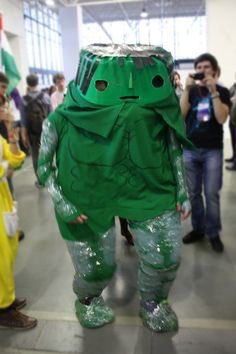 itsfrankroyal's tweet photo. If you think your first draft is fine and doesn’t need any changes, this is what the first Kermit the frog looked like: https://t.co/scNZv6km2Q