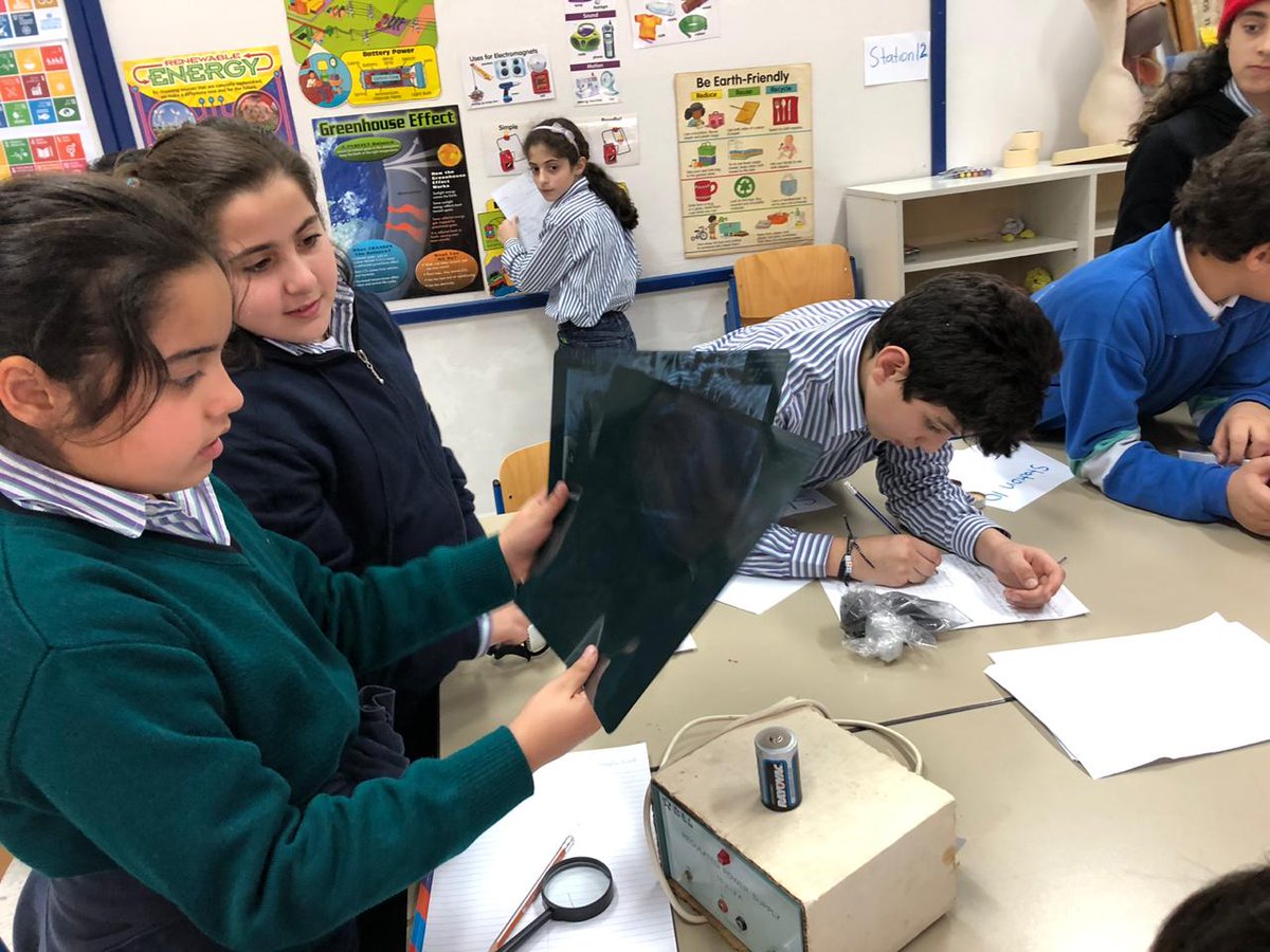 RHHS_Elementary's tweet photo. #energy #provocation #science_lab https://t.co/gieKZAWY6g